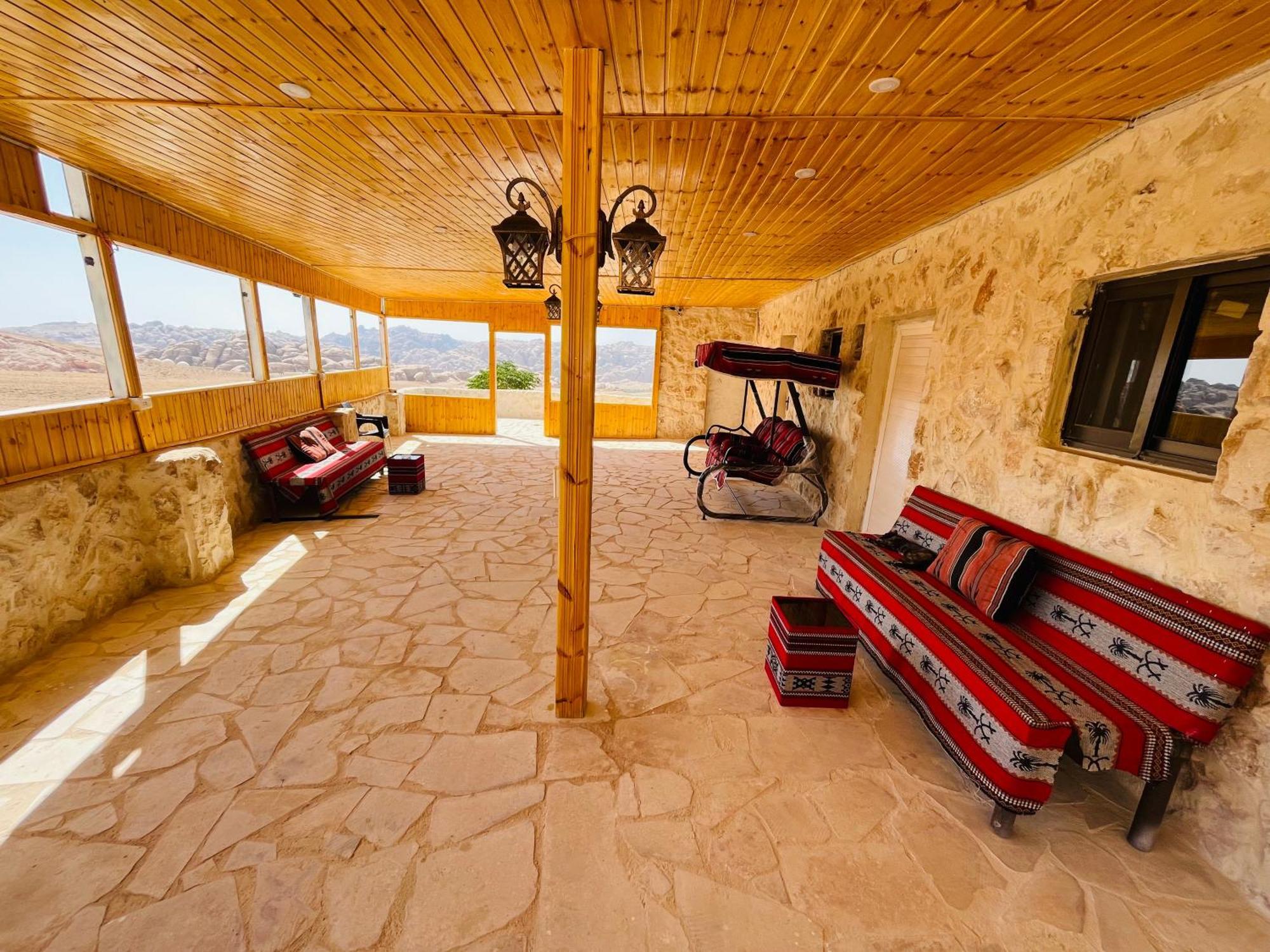 Petra Royal Ranch Bed and Breakfast Wadi Musa Exterior foto